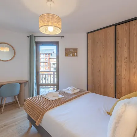 Neuf Avec Balcon Et Acces Direct Aux Pistes, 3 Chambres, Alpe D'huez - Fr-1-645-94 Apartmán Huez